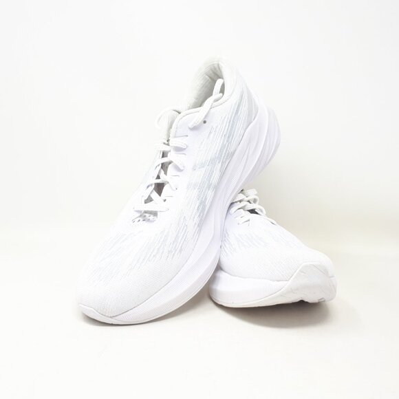 Asics Novablast 3 Running Walking Shoe Sneaker Mens Size 9 US White 1011B458 102 - Picture 11 of 12